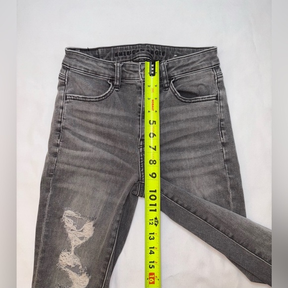American Eagle Size 0 Black Distressed Super Hi Rise Skinny Jegging Jeans - Picture 5 of 10